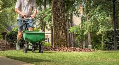 Get Residential and Commercial Fertilizing!